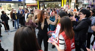 Yıldız Ünsal'dan 'Açık Hava Kent Müzesi' ve 'Karşıyaka Karnavalı' müjdesi