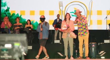 13. Alaçatı Ot Festivali’nde Ayhan Sicimoğlu rüzgarı