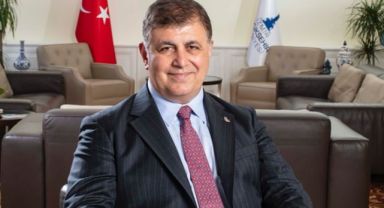 Başkan Tugay’a dünyadan tebrik mesajı yağdı