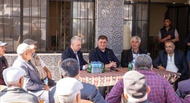 Başkan Tugay Bergama'da köylülerle buluştu