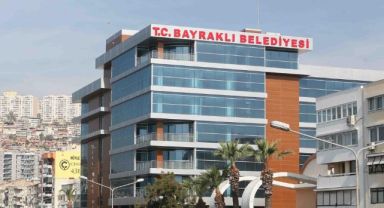 Bayraklı'da kadro değişimi… O isimlere görev!