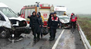 Diyarbakır’da feci kaza: 3 ölü, 2’si ağır 5 yaralı
