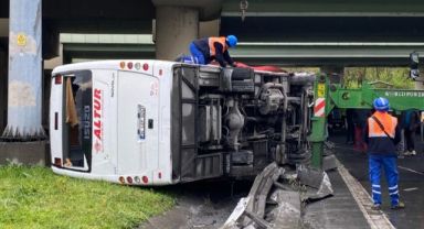 İstanbul Havalimanı’nda görevli polisleri taşıyan servis minibüsü devrildi: 6 polis hafif şekilde yaralandı
