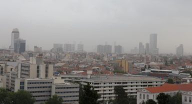 İzmir’e sis değil, çöl tozu bulutu çöktü!