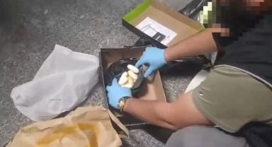 İzmir'in 3 ilçesinde zehir tacirlerine darbe
