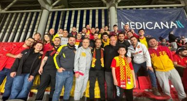 Mazbatayı aldı tribüne koştu