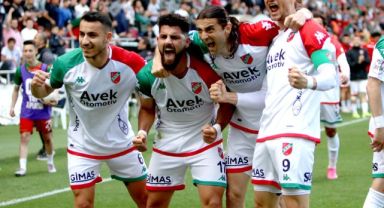 TFF 3. Lig: Karşıyaka: 6 - Efeler 09: 0