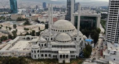 Açıldığında protokol camisi olacaktı... 7 yılda tamamlanamadı!