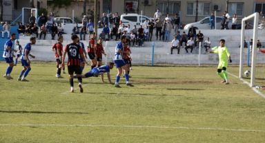 Aliağa Belediyesi Helvacıspor, Çiğli Belediyespor'u 2-0 yendi