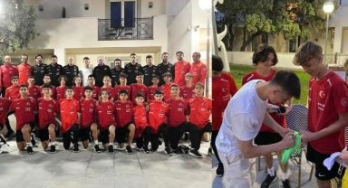 Arda Güler, U14 Milli Takımı kampını ziyaret etti