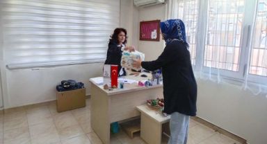 Bayraklı’da 8 bin 500 haneye 51 bin hijyen paketi