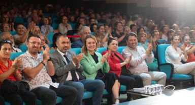 Ege'nin Türküsü Konak'ta yankılandı