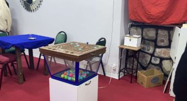 İzmir'de kumar baskını: 124 kişi yakalandı