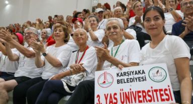 Karşıyaka Belediyesi 3. Yaş Üniversitesi'nden 8 madalya!