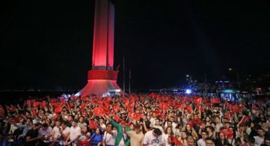 Karşıyaka’da 19 Mayıs’a muhteşem kutlama!