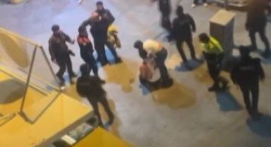 Kavgayı ayırmak istedi... Polise saldırı!