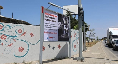 Menderes billboardları can dostların sesi oldu