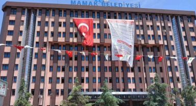 Alkollü şahıstan belediye binasına silahlı saldırı
