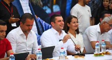 Başkan Demir'den Kuyumcular Sokağı için demokrasi şöleni