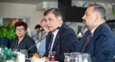 Başkan Tugay: Tarihi bir sorumluluk üstlendik