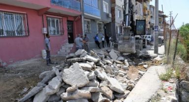 Bornova'nın dezavantajlı mahallelerine neşter