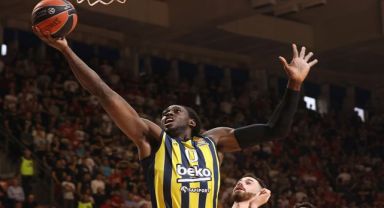 Fenerbahçe, Johnathan Motley’e veda etti