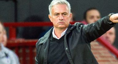 Fenerbahçe, Jose Mourinho ile görüşmelere başladığını duyurdu