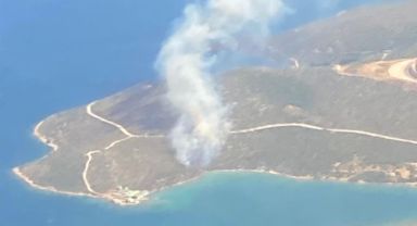 İki ilçe daha alevlere teslim... İzmir'de çifte kabus!
