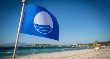 İzmir’in Mavi Bayraklı plaj sayısı 64 oldu