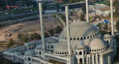 Kaderine terk edilmiş protokol camisi!
