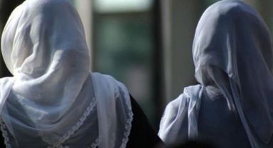 Tacikistan'da başörtüsü yasaklandı