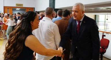 Türkmen belediye personeli ile bayramlaştı