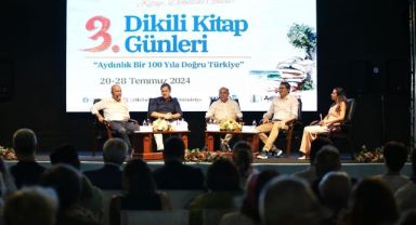 3. Dikili Kitap Günleri’nde “yerel yönetim ve genel siyaset” konuşuldu