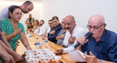 Başkan Tugay Balçova Cemevi’nde aşure lokmasına ortak oldu