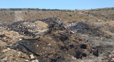 Çeşme’de çevre felaketi… Çöpler kendi kendine yanıyor!