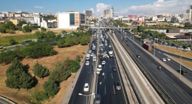 E-5 karayolunda yağmur sonrası 15 araçlı kaza