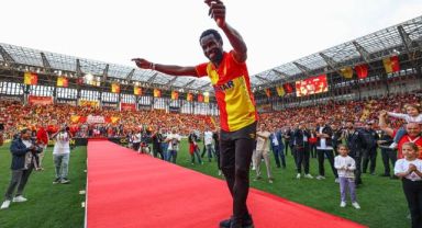 Göztepe’de Mame Diouf’la yollar ayrıldı