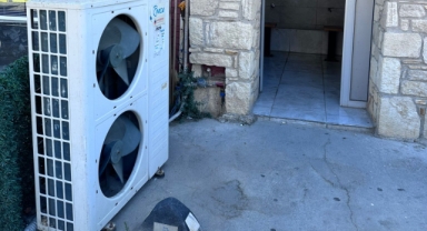 İhmalkarlığın böylesi… Çeşme'de tehlike saçan klimalar!
