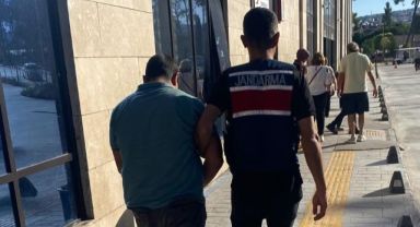 İzmir'de DEAŞ operasyonu: 9 gözaltı