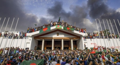 Bangladeş'te parlamento feshedildi