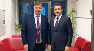 Başkan Tugay :İki elimiz kanda olsa da Dikili’ye pis su arıtma tesisini yapacağız!