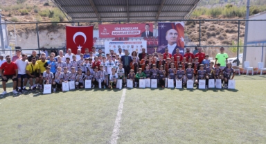 Bayraklı’daki futbol turnuvasında muhteşem final