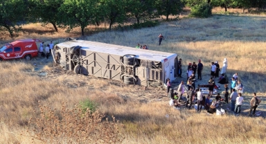 Bir otobüs kazası daha: 22 yaralı!