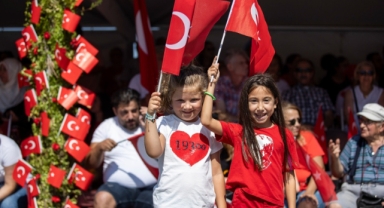 Büyükşehir’den 30 Ağustos’a coşkulu kutlama!