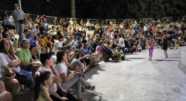 Çamdibi Atatürk Parkı'nda yaz konseri