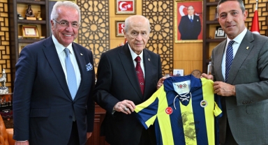 Fenerbahçe’den siyasi parti ziyaretleriyle ilgili iddialara yanıt