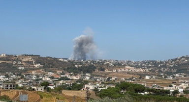 İsrail savaş uçakları Lübnan'ın güneyini vurdu