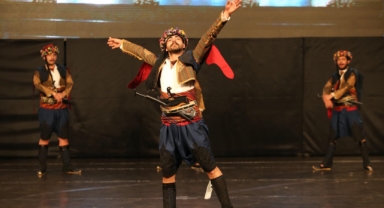 Karşıyaka’da halk oyunu bilmeyen kalmayacak