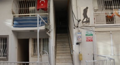 Kiracıya dehşeti yaşatan firari saldırgan ve yanındaki annesi yakalandı