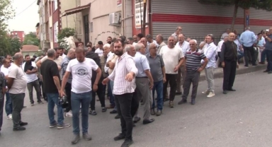 1 TL için çıkan kavgada baba ve kızı öldürüldü!